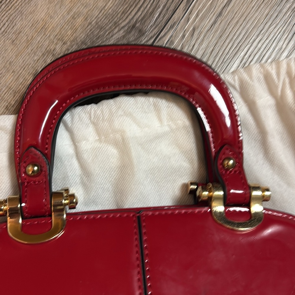 EUC Red Patent leather gold accent Ivanka Trump hand bag - Picture 11 of 12